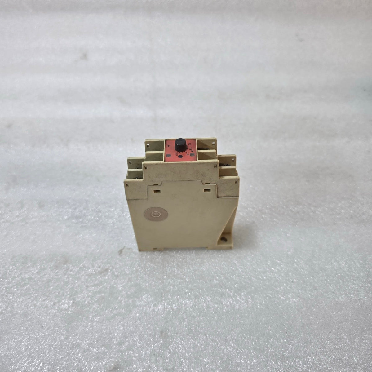 MITSUBISHI SRS-H NP SOLID STATE TIMER 380-440VAC 50/60HZ INDUSTRIAL TIME RELAY