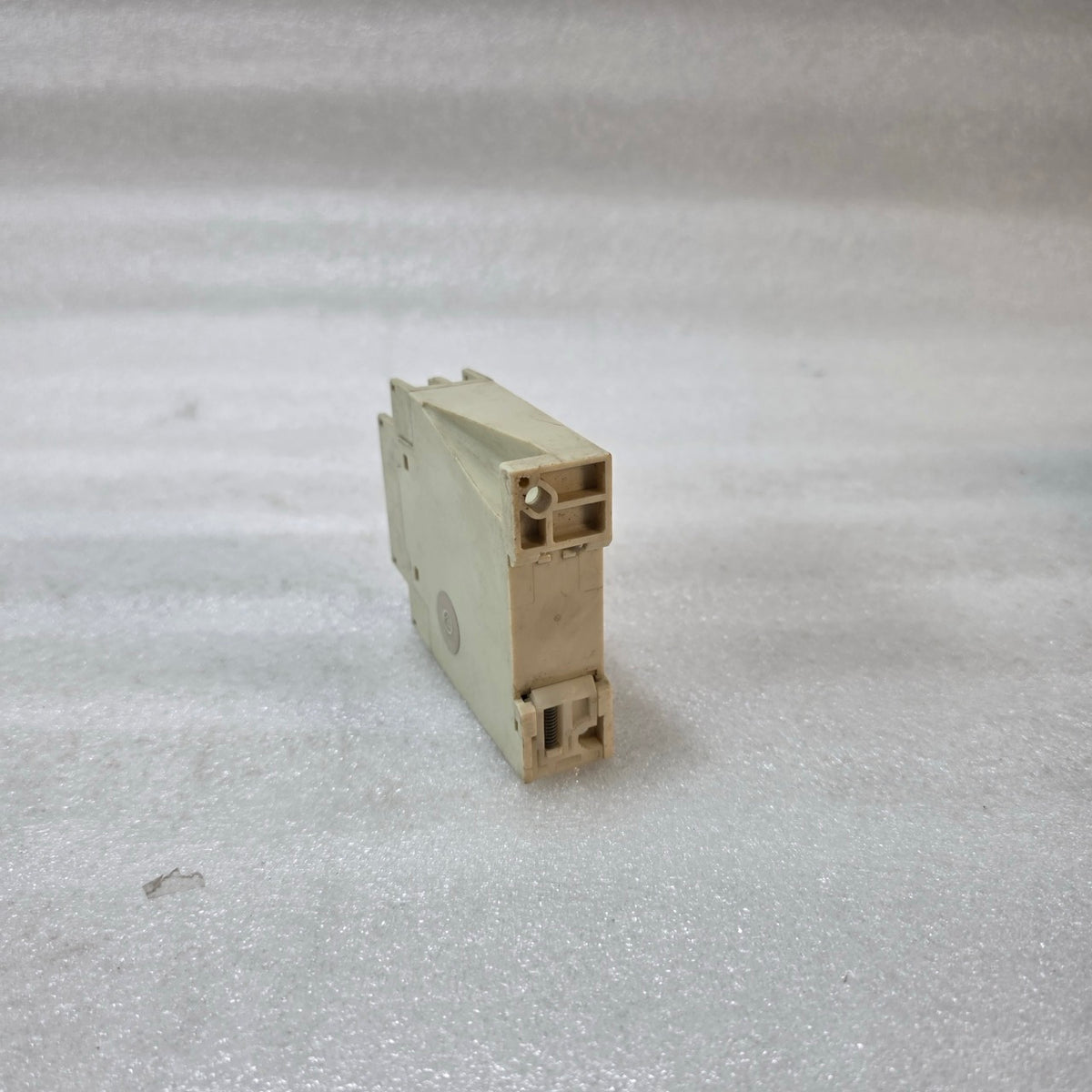 MITSUBISHI SRS-H NP SOLID STATE TIMER 380-440VAC 50/60HZ INDUSTRIAL TIME RELAY