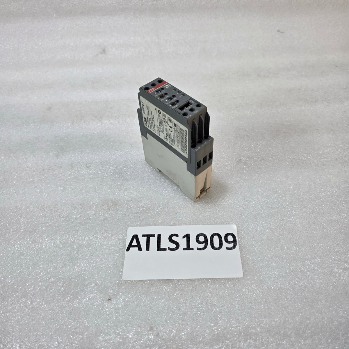 ABB CM-EFS.2 OVER & UNDER VOLTAGE MONITORING RELAY 1SVR430750R0400