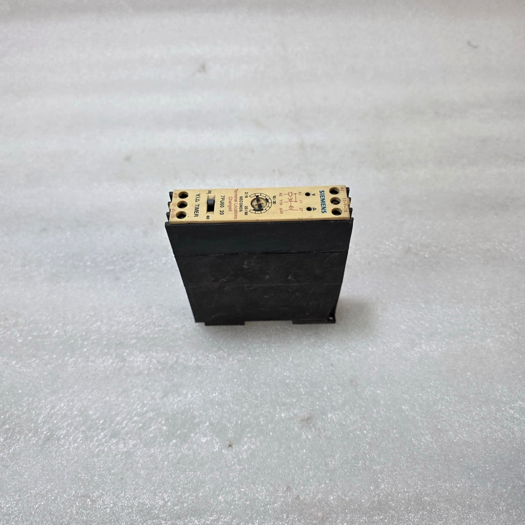 SIEMENS Y/Δ TIMER STAR-DELTA TIMER 7PU60 20 3N12