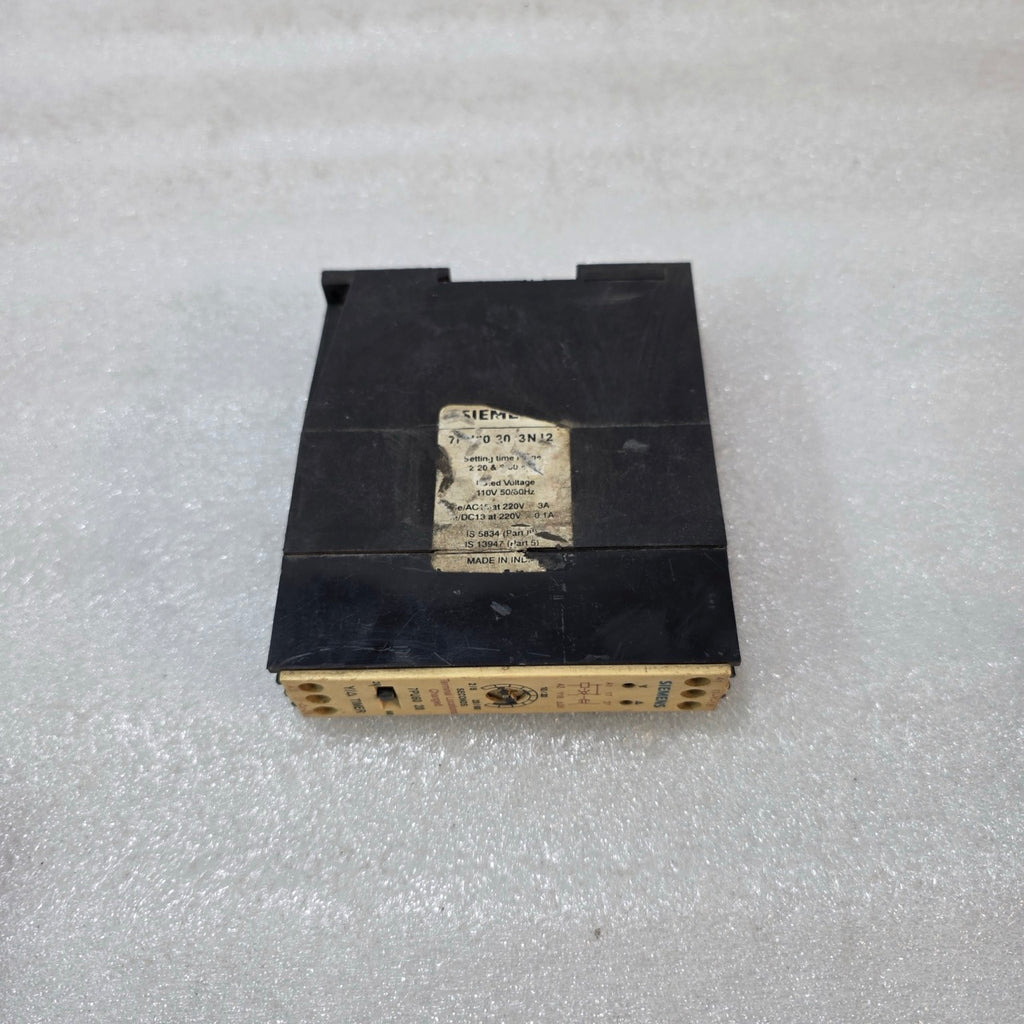 SIEMENS Y/Δ TIMER STAR-DELTA TIMER 7PU60 20 3N12