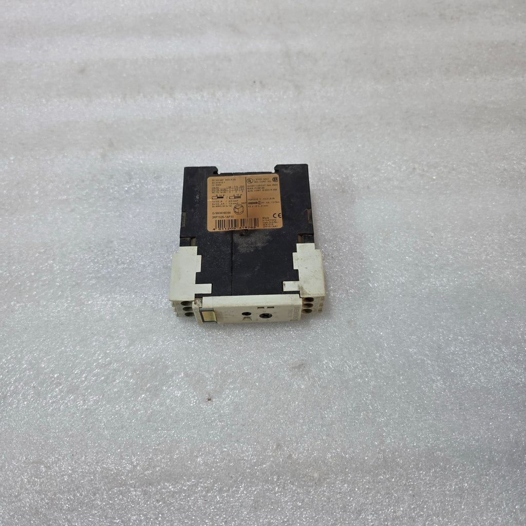 SIEMENS SIRIUS 3RP1525 TIME RELAY 3RP1525-1AP30