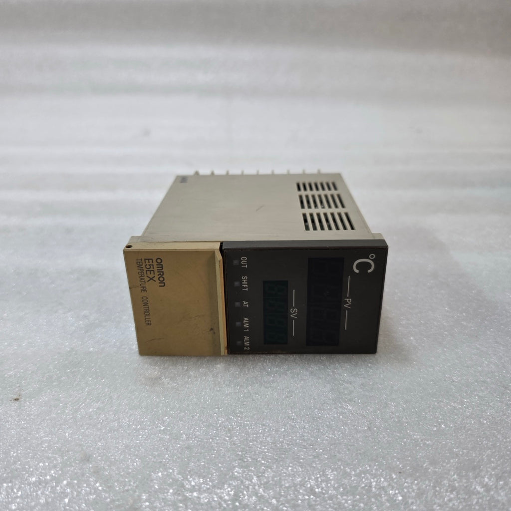 OMRON E5EX-A DIGITAL TEMPERATURE CONTROLLER – PID PROCESS CONTROLLER (100–240VAC