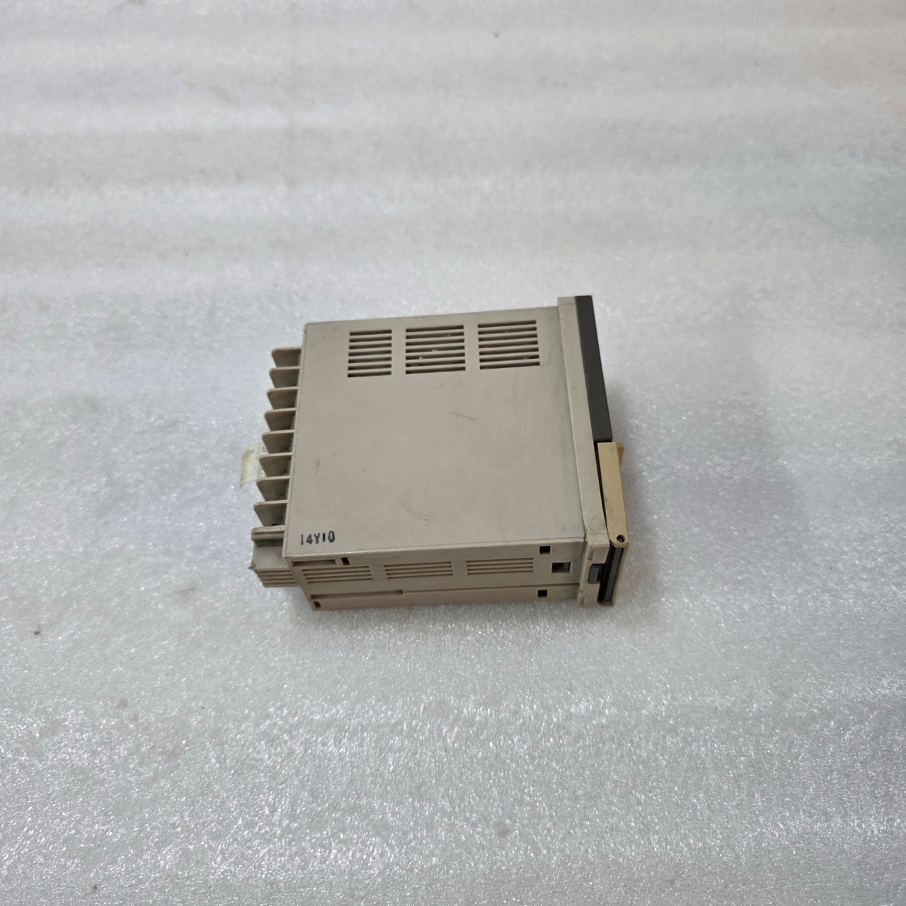 OMRON E5EX-A DIGITAL TEMPERATURE CONTROLLER – PID PROCESS CONTROLLER (100–240VAC