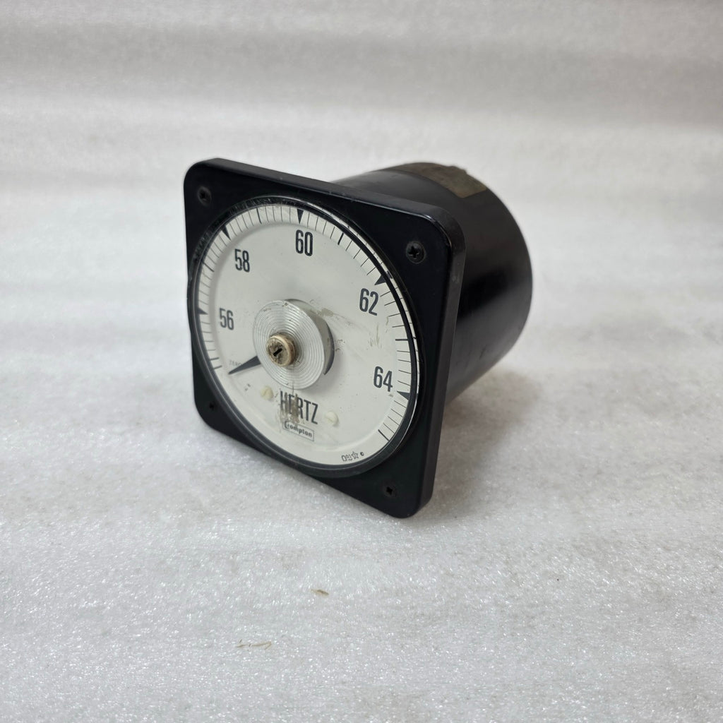 CROMPTON ANALOG FREQUENCY METER 56–64 HZ PANEL MOUNT HERTZ METER INDUSTRIAL
