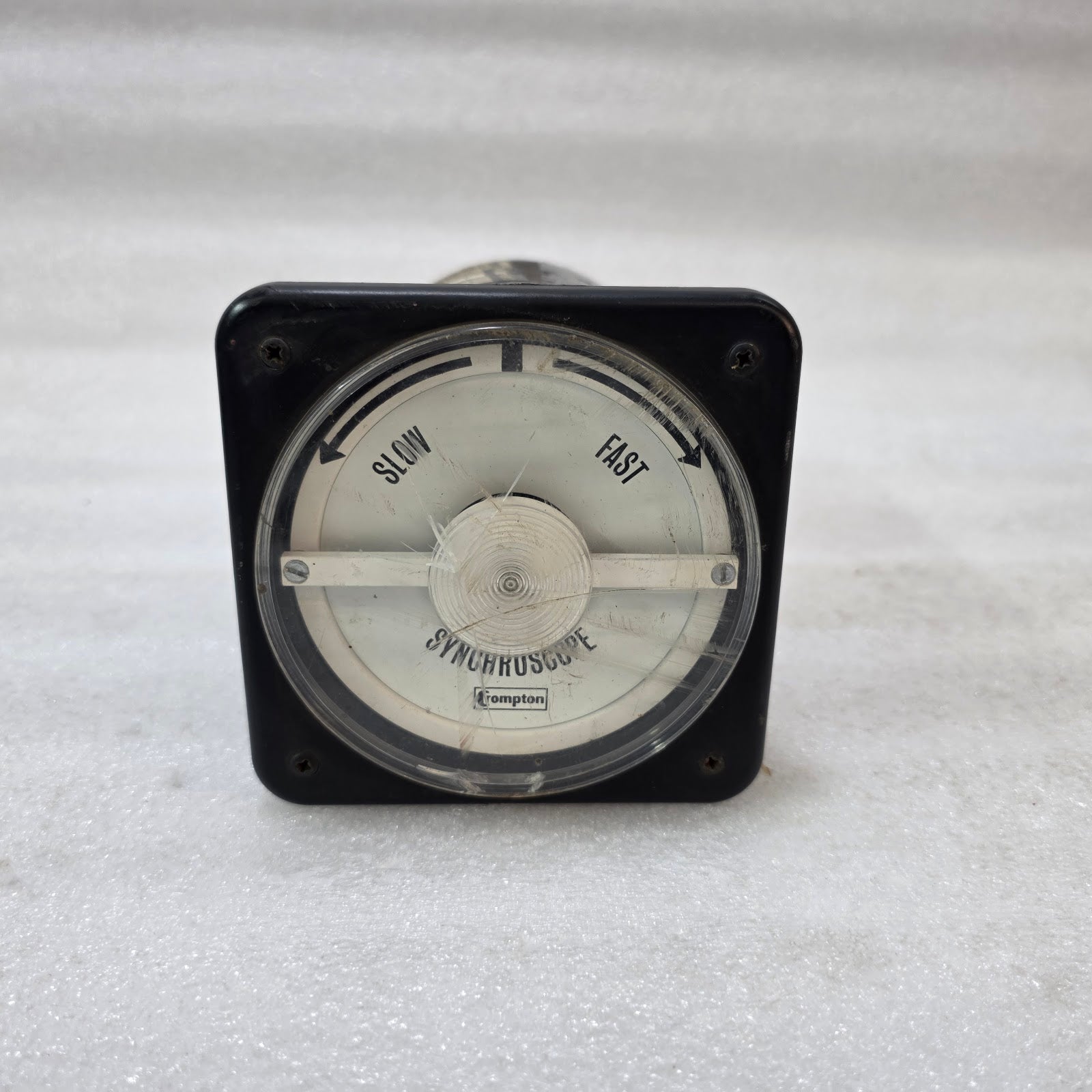 CROMPTON 077-140 SYNCHROSCOPE METER 120V 50/60HZ PANEL MOUNT ANALOG GENERATOR SY