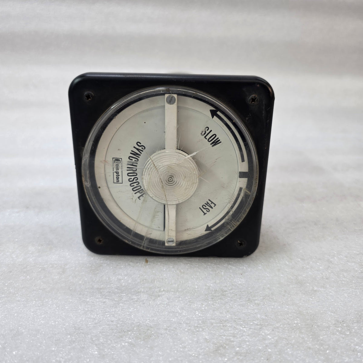 CROMPTON 077-140 SYNCHROSCOPE METER 120V 50/60HZ PANEL MOUNT ANALOG GENERATOR SY