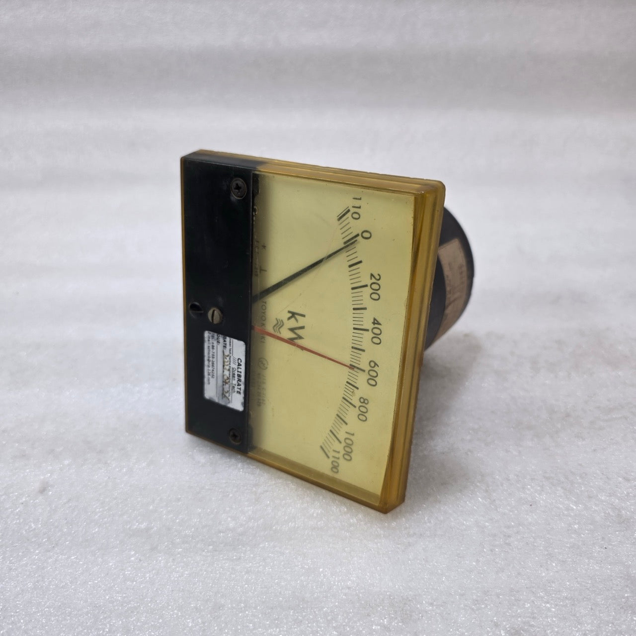 TOYO KEIKI ECF-12NB ANALOG KW METER 0–1100KW PANEL MOUNT INDUSTRIAL POWER METER
