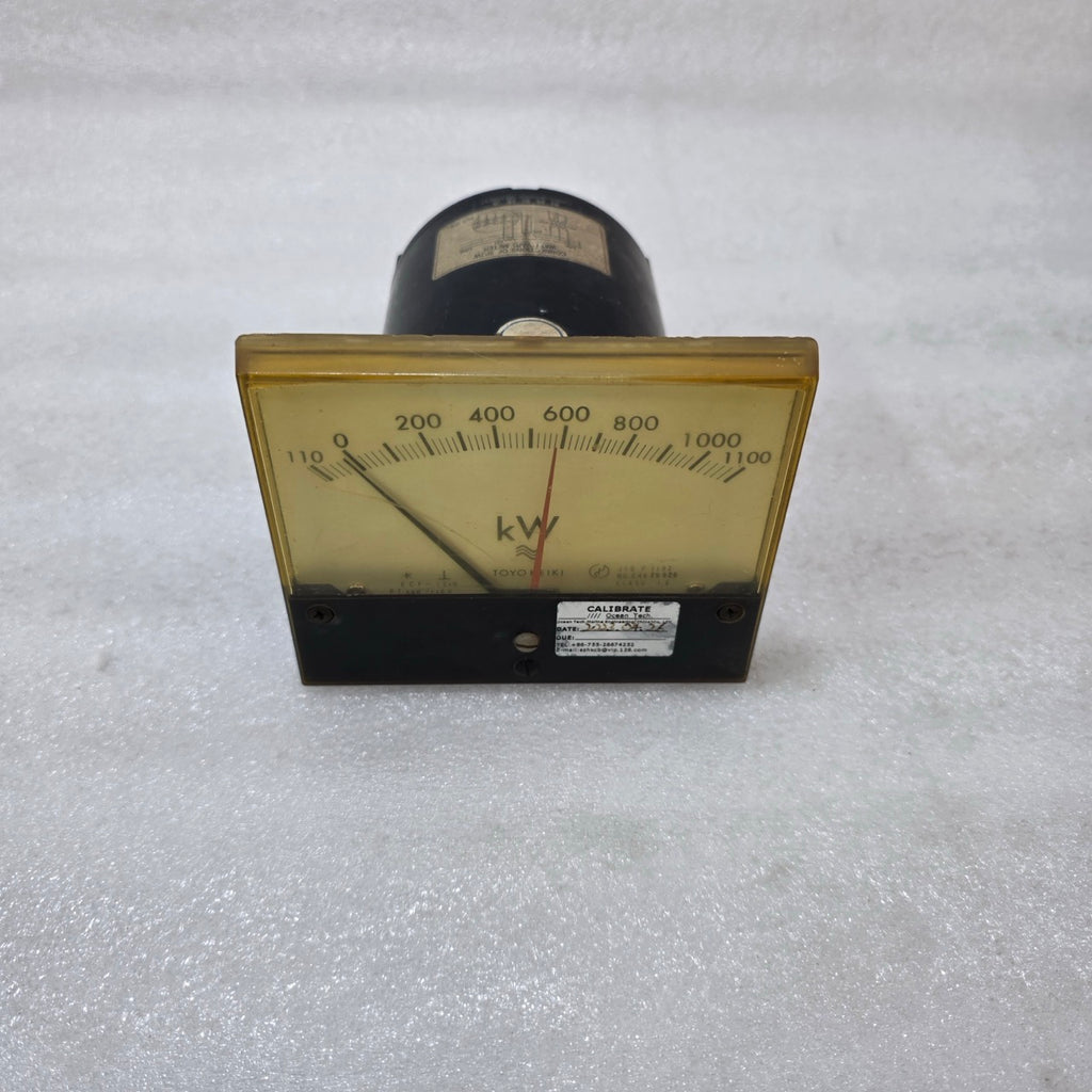 TOYO KEIKI ECF-12NB ANALOG KW METER 0–1100KW PANEL MOUNT INDUSTRIAL POWER METER