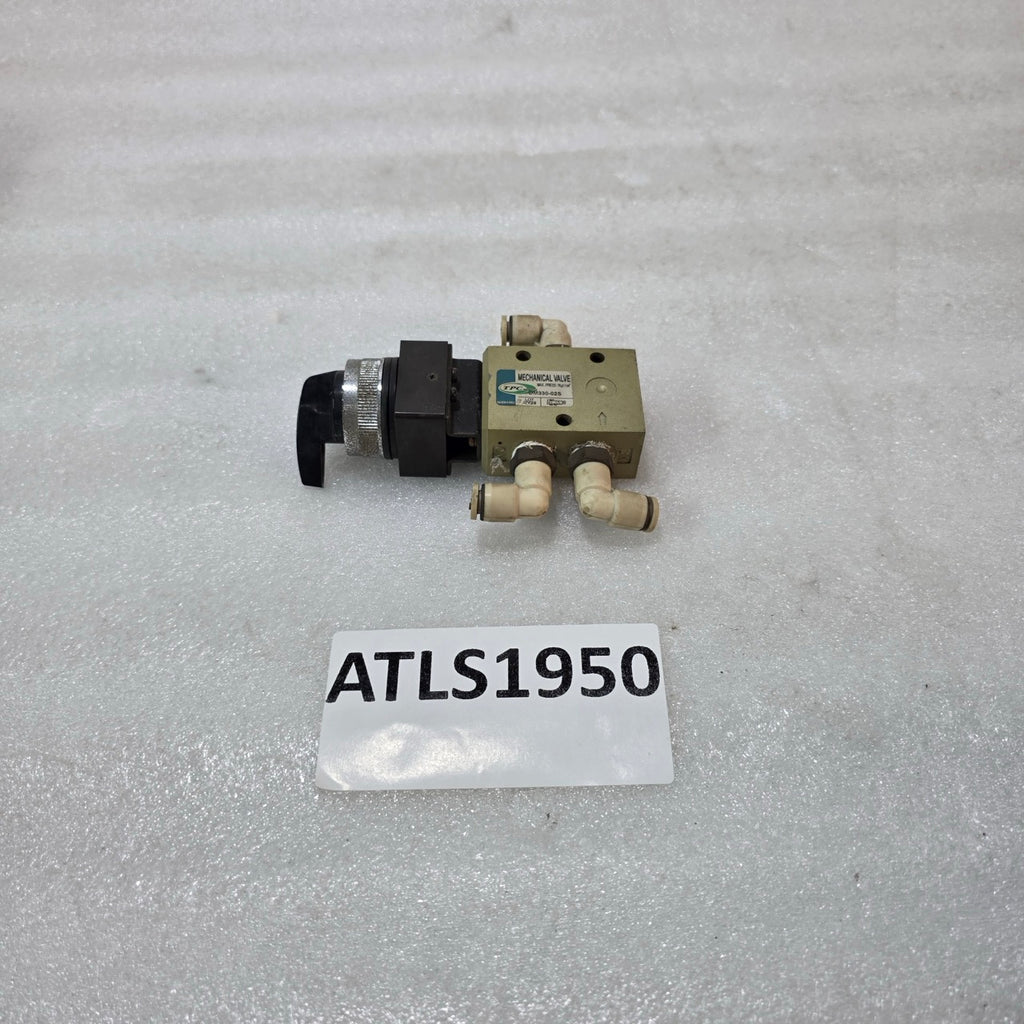 TPC DM330-02S MECHANICAL VALVE PNEUMATIC DIRECTIONAL CONTROL VALVE MAX 7 KG/CM²