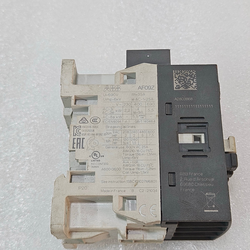 ABB AF09Z-30-10-21 CONTACTOR | 3 POLE 9A | 1NO AUXILIARY | 24-60V AC/DC COIL