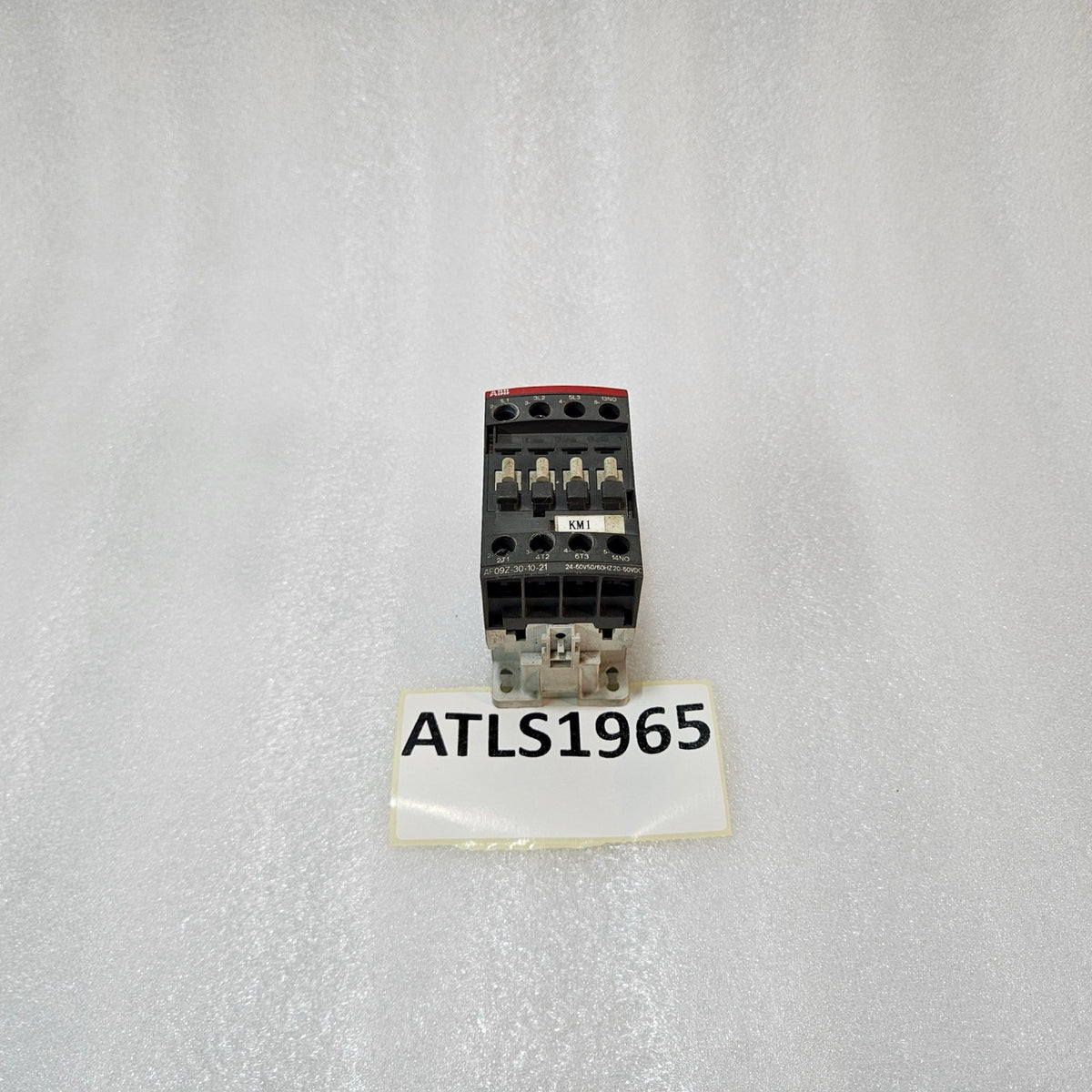 ABB AF09Z-30-10-21 CONTACTOR | 3 POLE 9A | 1NO AUXILIARY | 24-60V AC/DC COIL