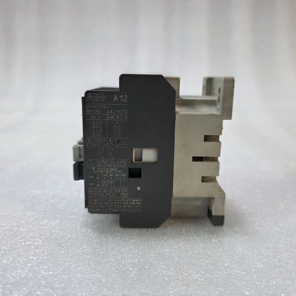 ABB A12-30-10 CONTACTOR 3 POLE 27A AC-3 5.5KW 400V COIL 230V AC INDUSTRIAL MOTOR