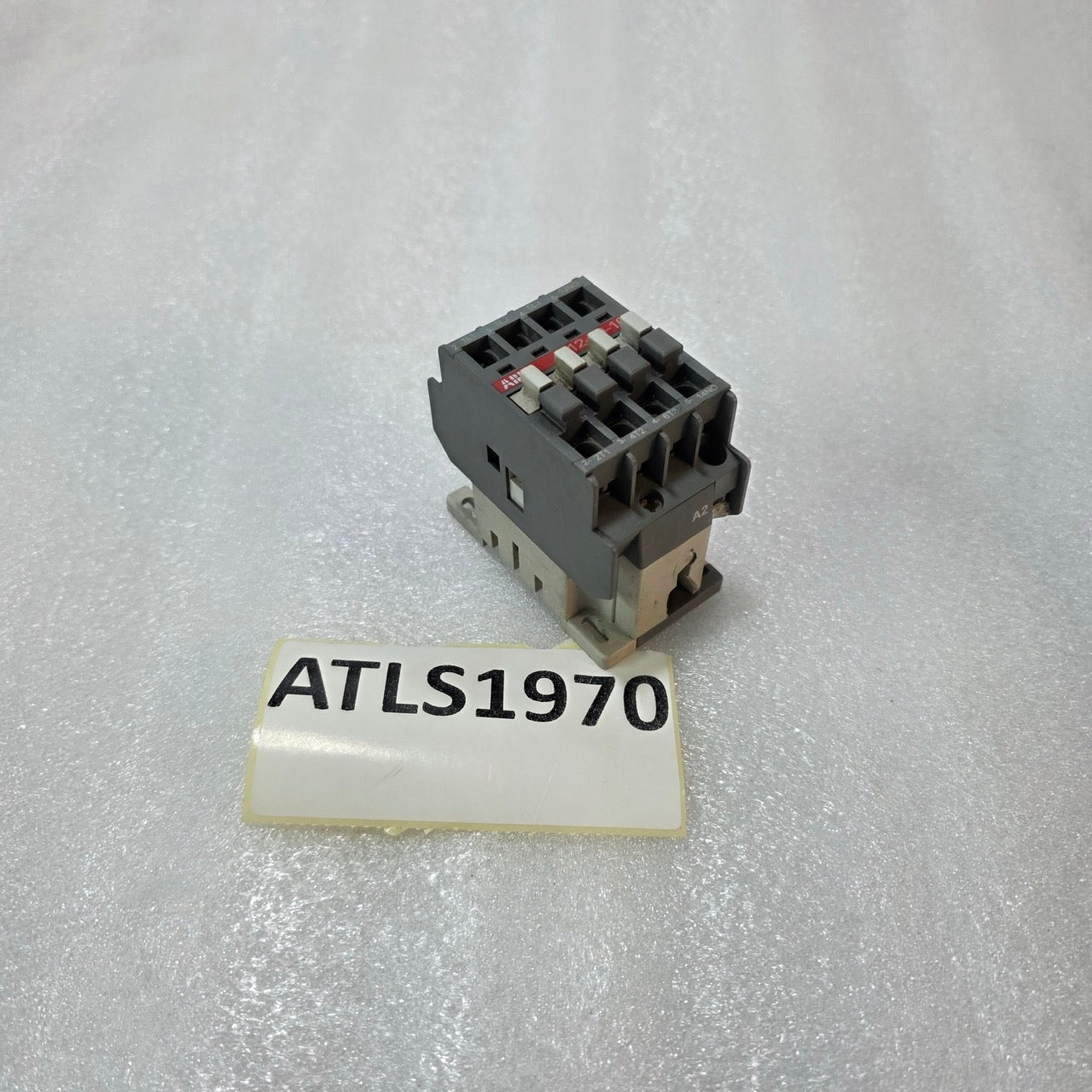ABB A12-30-10 CONTACTOR 3 POLE 27A AC-3 5.5KW 400V COIL 230V AC INDUSTRIAL MOTOR