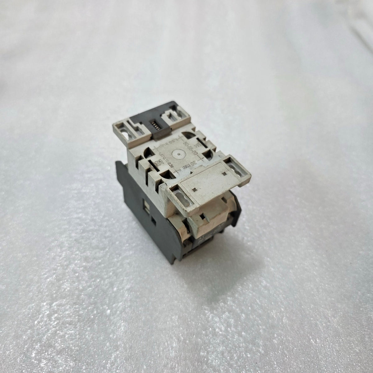 ABB NX22E AUXILIARY CONTACTOR BLOCK 2NO+2NC 16A CONTROL INDUSTRIAL RELAY 230V