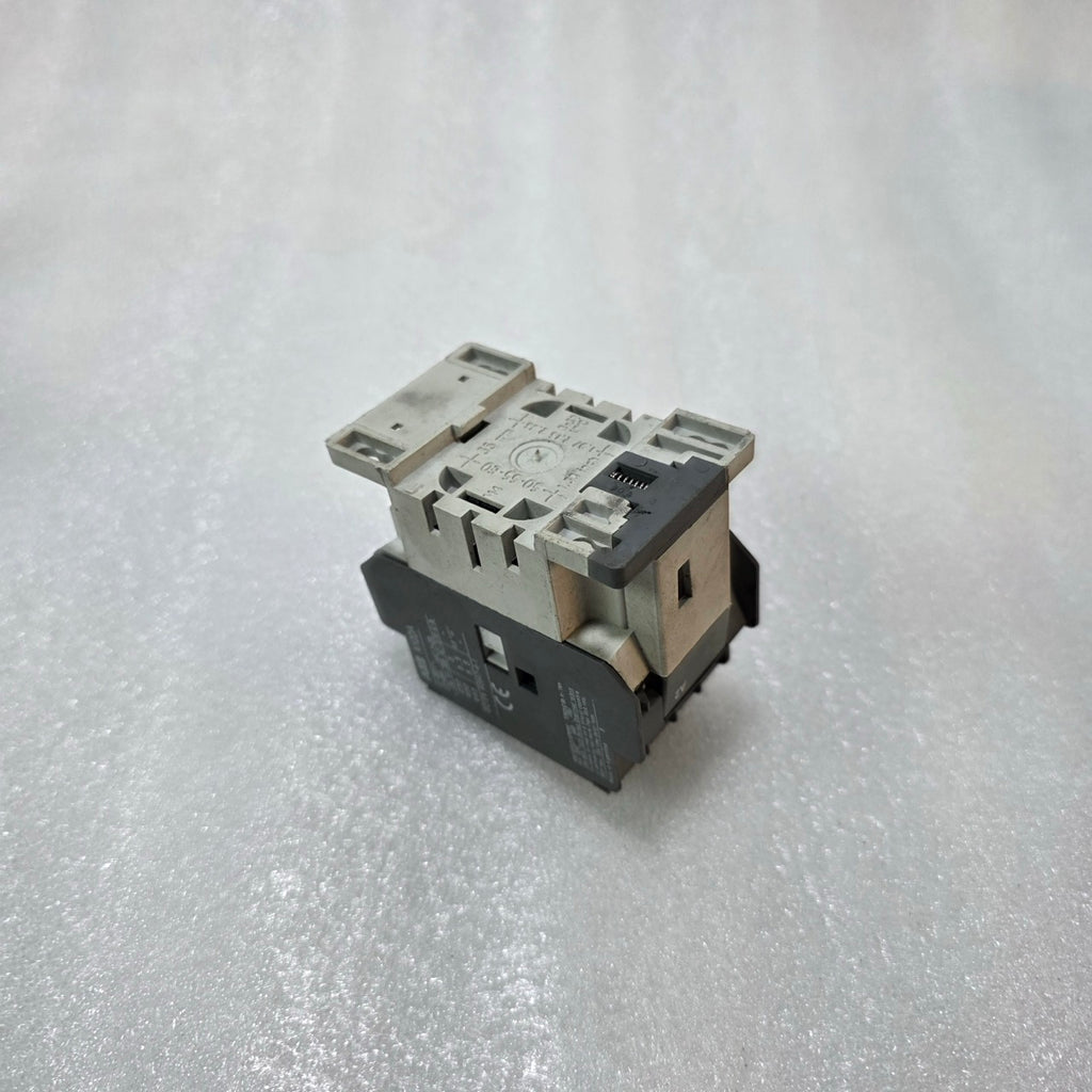 ABB A12DA-30-10 CONTACTOR 3 POLE 25A AC-3 5.5KW 400V COIL 200-220V