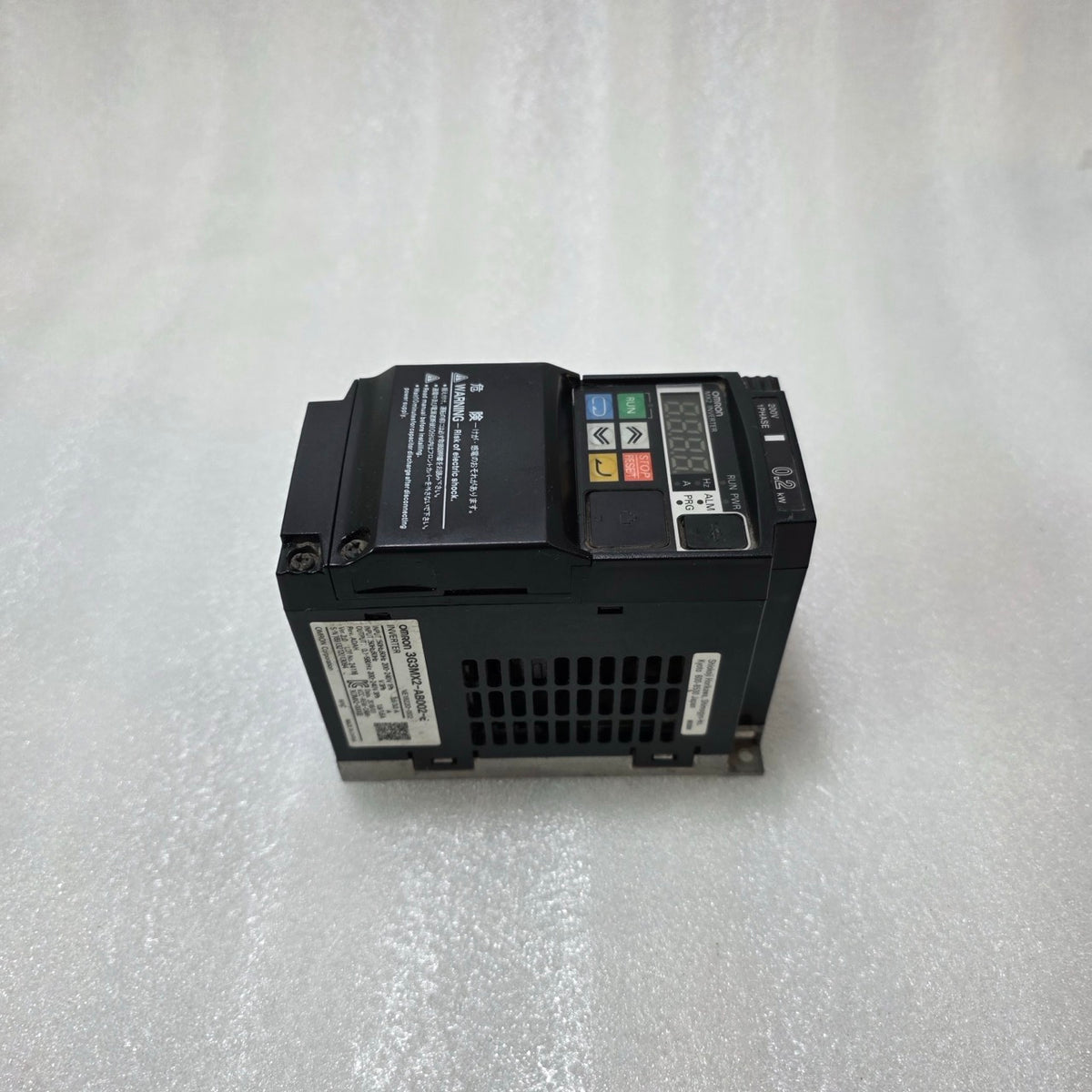 OMRON 3G3MX2-AB002-E INVERTER DRIVE 200-240V 1 PHASE TO 3 PHASE VFD 0.1-580HZ