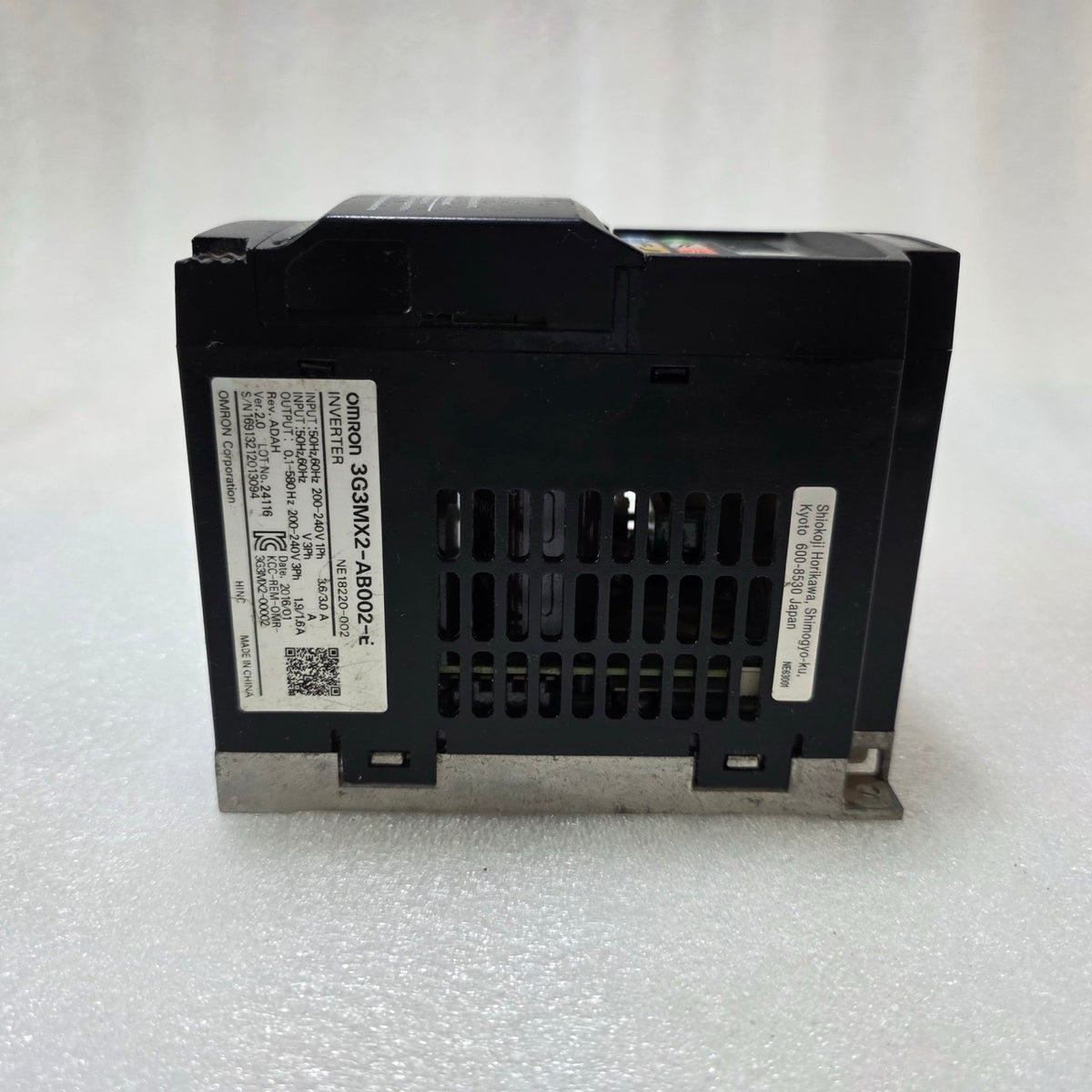 OMRON 3G3MX2-AB002-E INVERTER DRIVE 200-240V 1 PHASE TO 3 PHASE VFD 0.1-580HZ