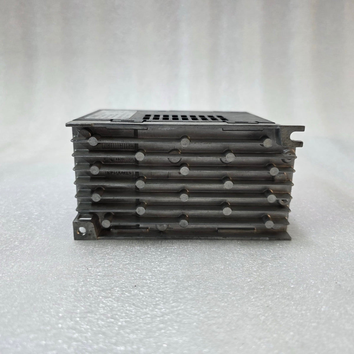 OMRON 3G3MX2-AB002-E INVERTER DRIVE 200-240V 1 PHASE TO 3 PHASE VFD 0.1-580HZ