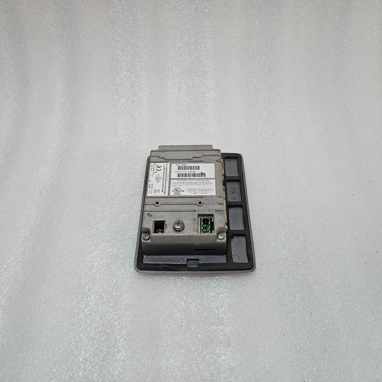 MITSUBISHI ELECTRIC E1012 HMI OPERATOR PANEL 06870 24VDC 0.1A