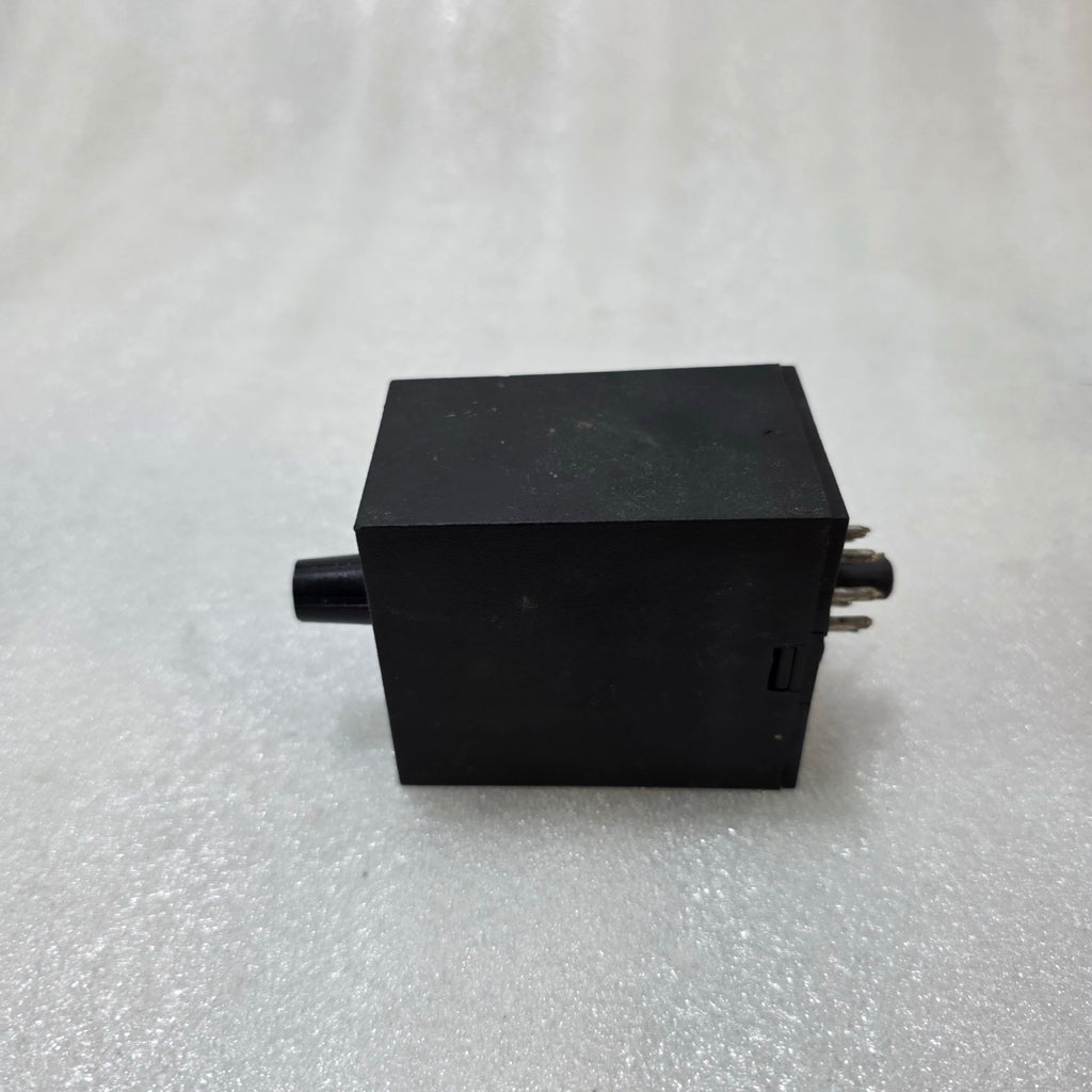 ABB SSAC TRM120A2Y180 TIME DELAY RELAY, 120VAC, ADJUSTABLE 2–180 SECONDS TIMER R