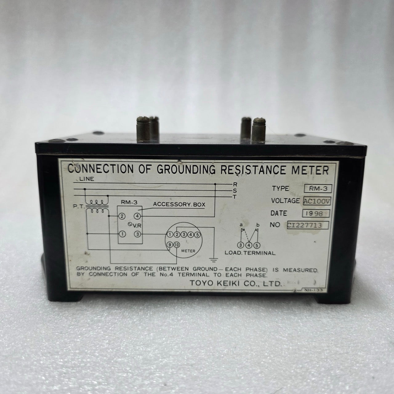 TOYO KEIKI RM-3 GROUNDING RESISTANCE METER, AC 100V, INDUSTRIAL EARTH RESISTANCE