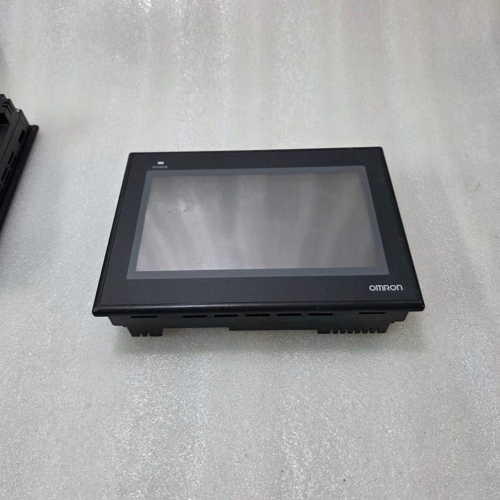 OMRON NB7W-TW00B HMI INTERACTIVE DISPLAY – 7” TOUCH PANEL 24V DC MICNOR SCRACH