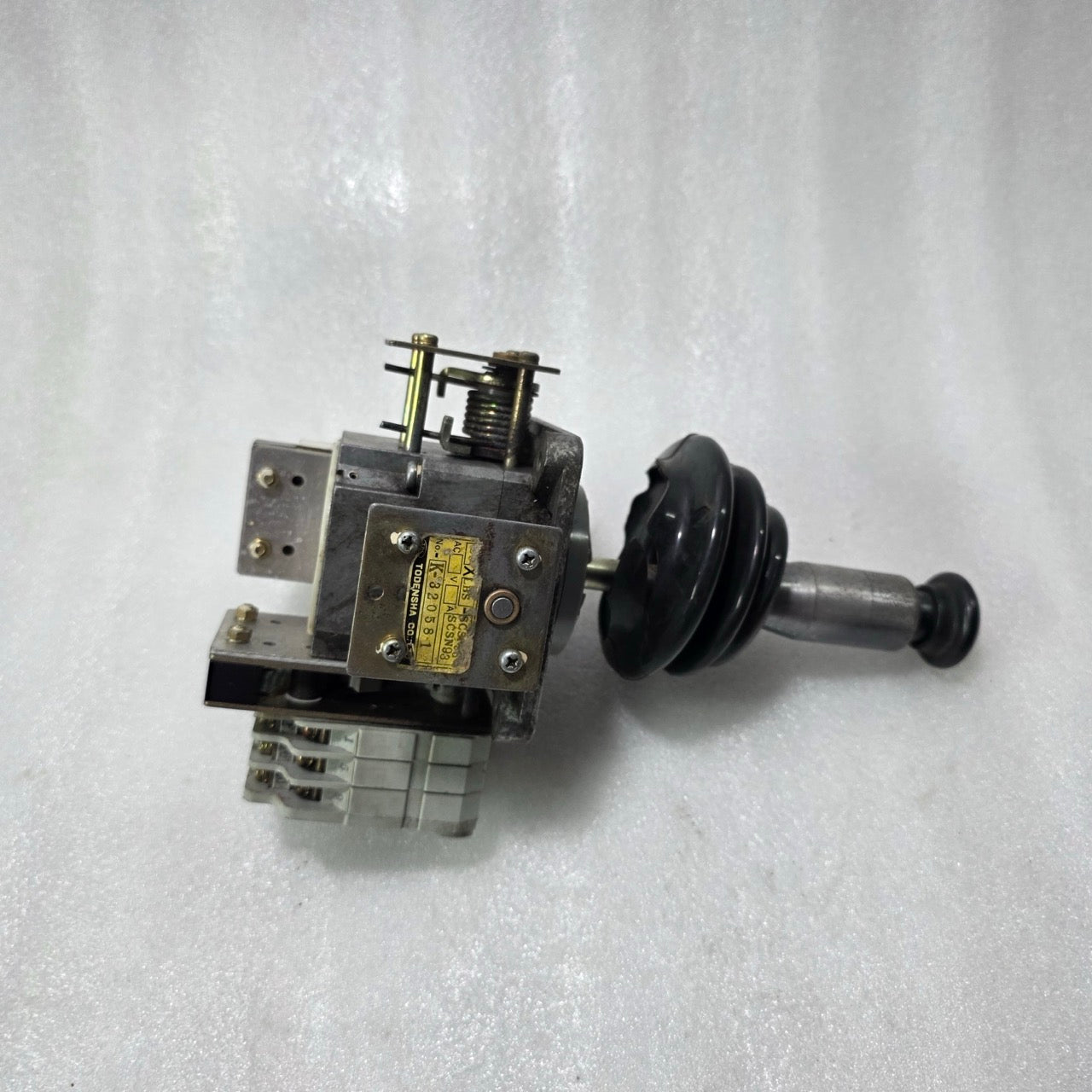 TODENSHA K-32058-1 INDUSTRIAL JOYSTICK SWITCH SCSN93 CONTACT