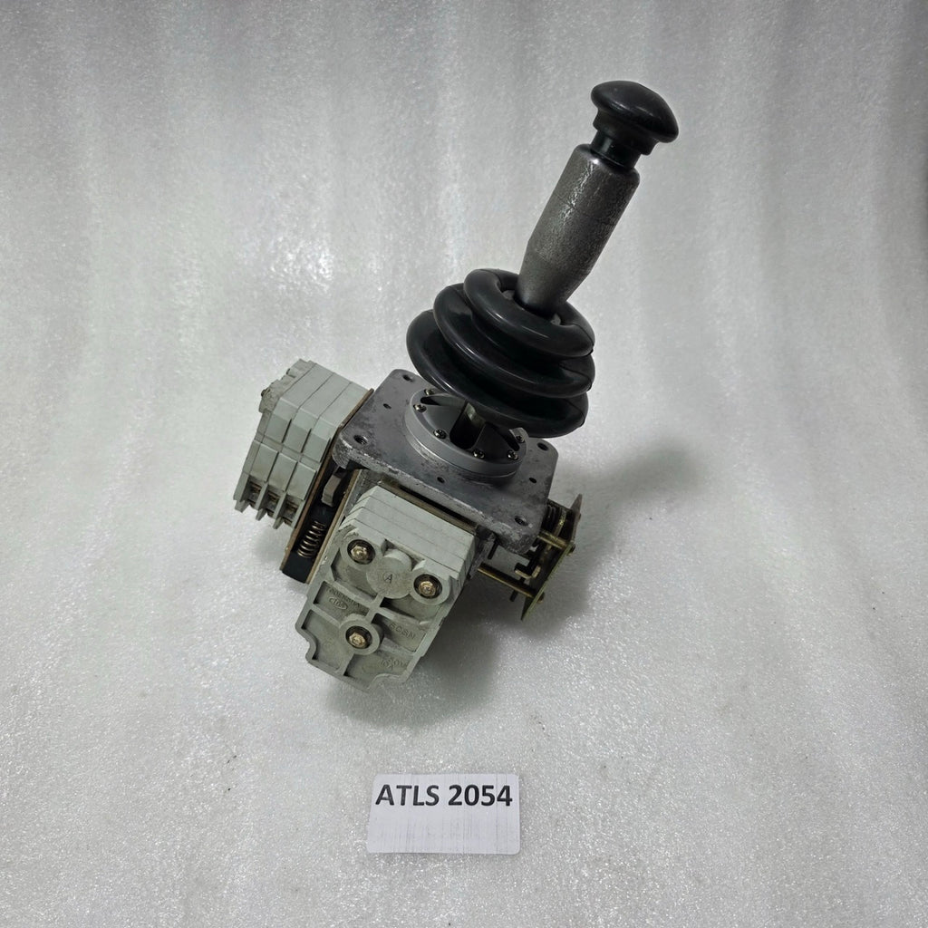 TODENSHA K-32058-1 INDUSTRIAL JOYSTICK SWITCH SCSN93 CONTACT