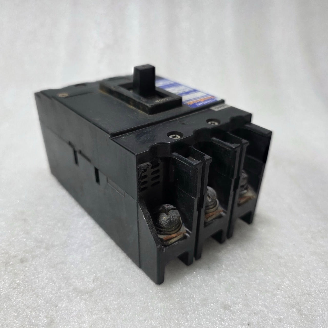 TERASAKI TEMBREAK XE100NN 100A 3 POLE NON-AUTOMATIC TRIP MCCB | 660V AC / 250V D