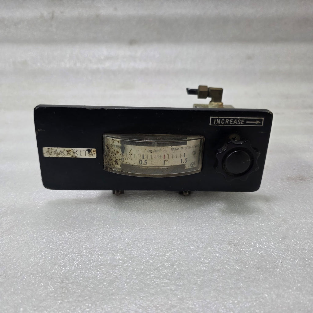 NAKAKITA SEISAKUSHO PNEUMATIC PRESSURE REGULATOR WITH GAUGE 0-1.5 KG/CM²