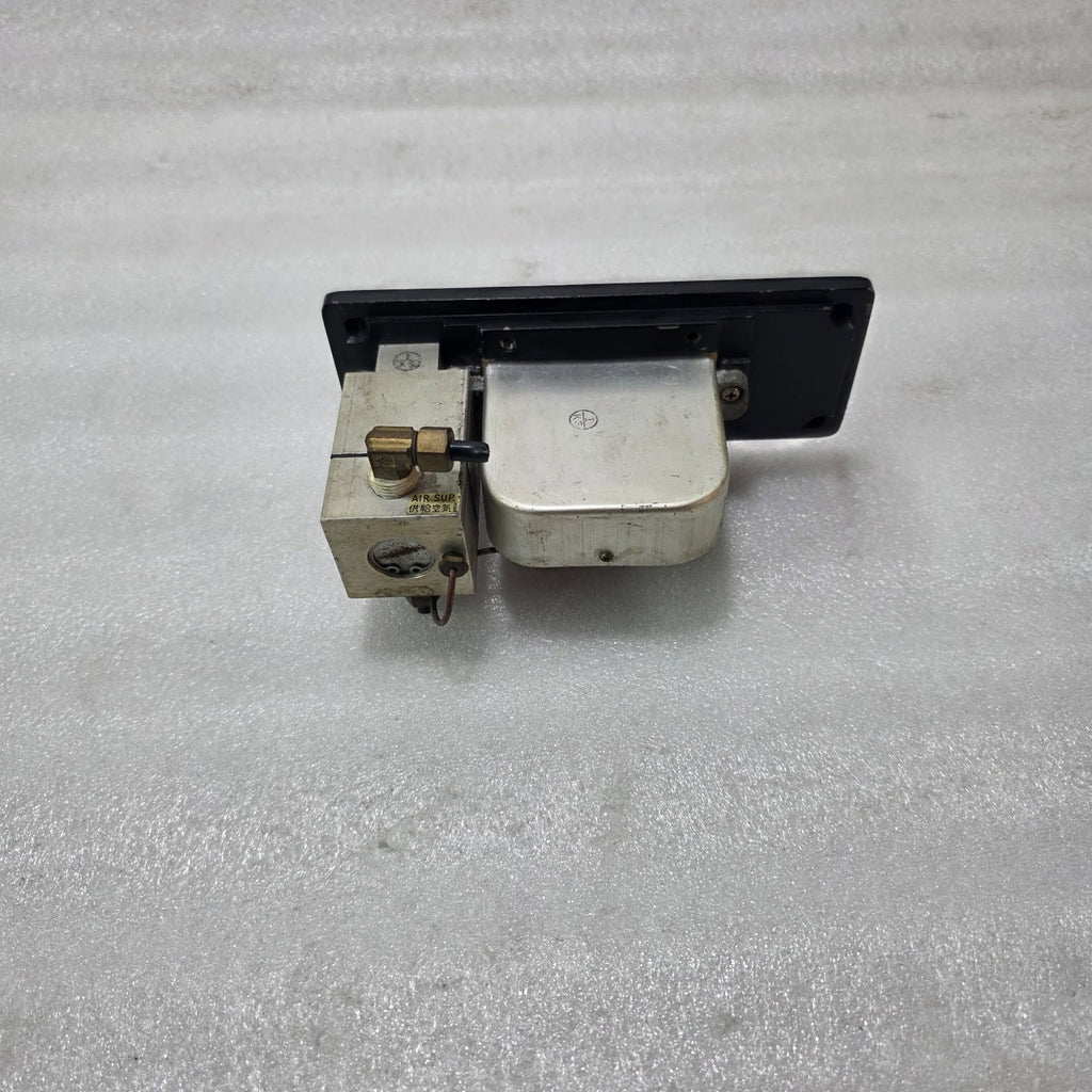 NAKAKITA SEISAKUSHO PNEUMATIC PRESSURE REGULATOR WITH GAUGE 0-1.5 KG/CM²