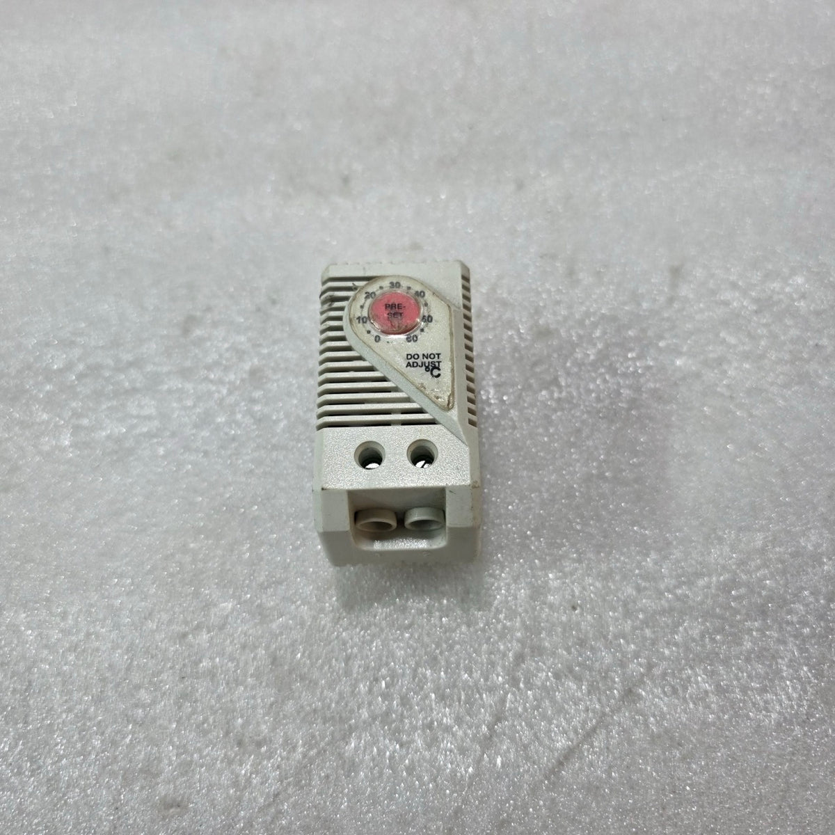 STEGO 1146 NC THERMOSTAT 01146.9-00 0-60C 15A AC120V 10A AC250V PRE-OWNED
