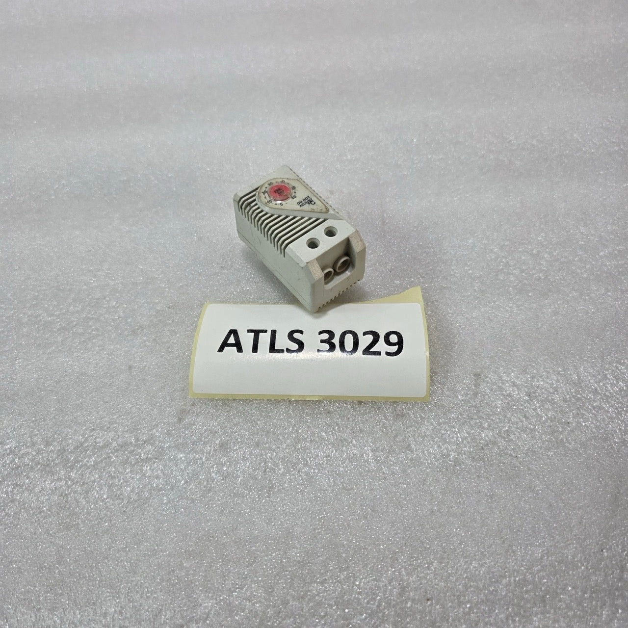 STEGO 1146 NC THERMOSTAT 01146.9-00 0-60C 15A AC120V 10A AC250V PRE-OWNED