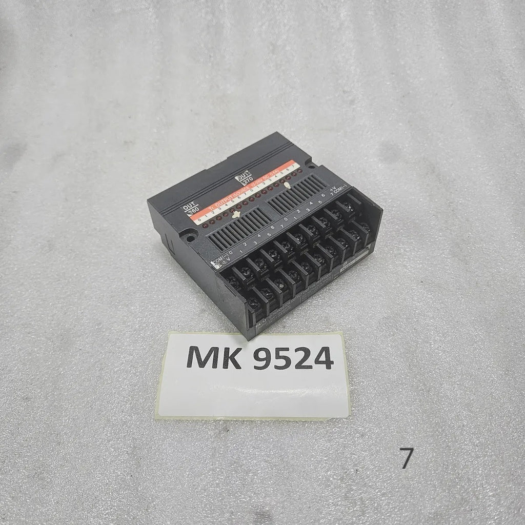 IDEC FA-1J PFJ-T162CU 16-Transistor Output Unit 12-28VDC