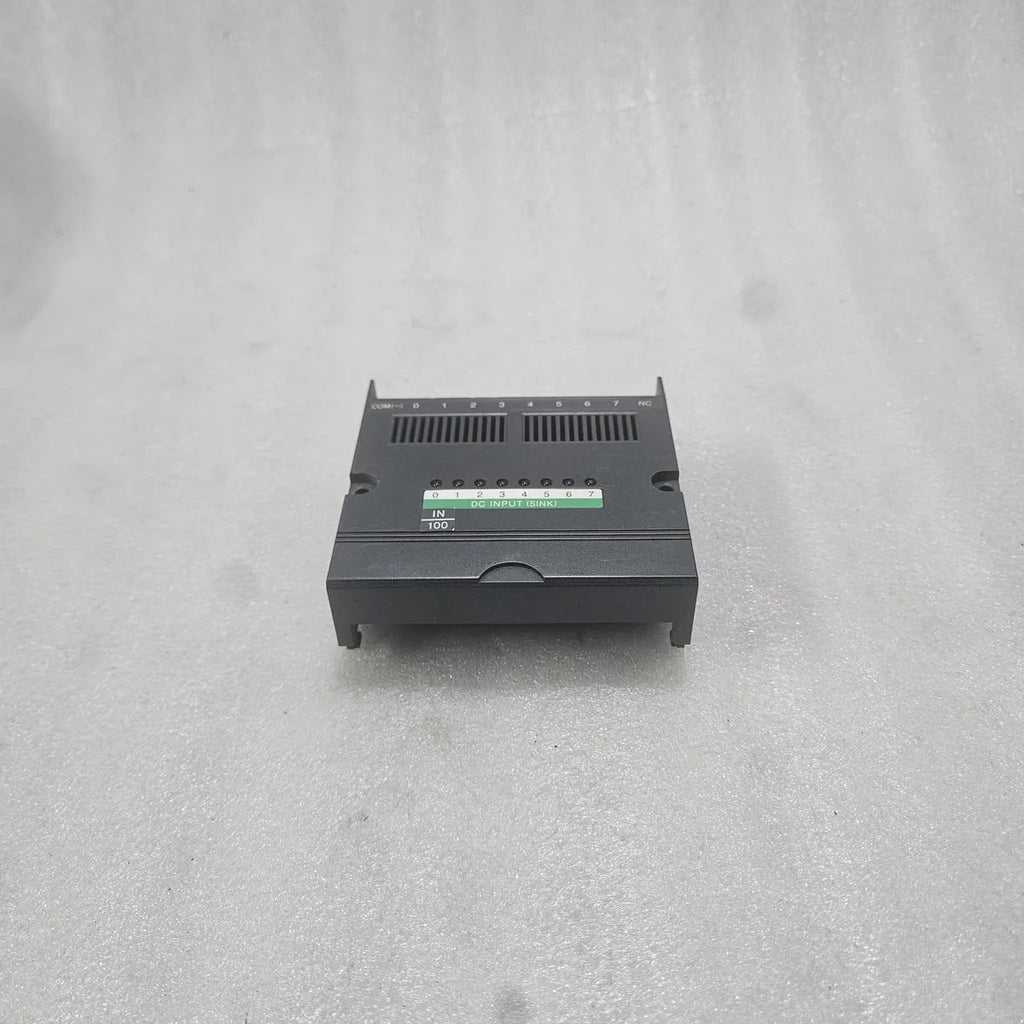IDEC PFJ-N082U FA-1J 8-DC Input Unit Sink 24VDC 10mA/PT