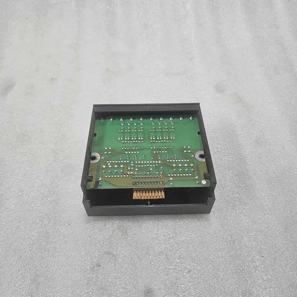 IDEC PFJ-N082U FA-1J 8-DC Input Unit Sink 24VDC 10mA/PT