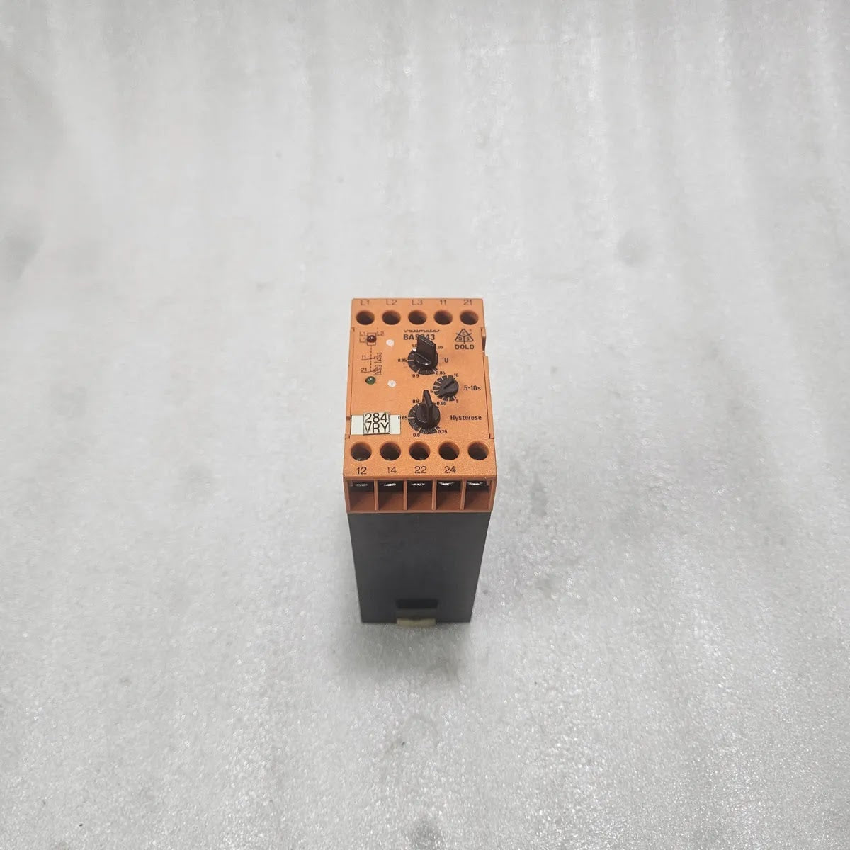 Dold BA 9043/003 3-Phase Voltage Monitor Relay 112V 3A/250V