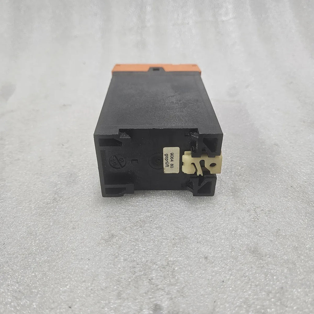 Dold BA 9043/003 3-Phase Voltage Monitor Relay 112V 3A/250V