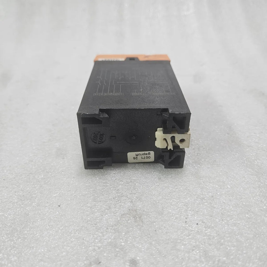 Dold BD5987.02/001 Not-Aus-Modul Safety Relay 230V 5A/250V