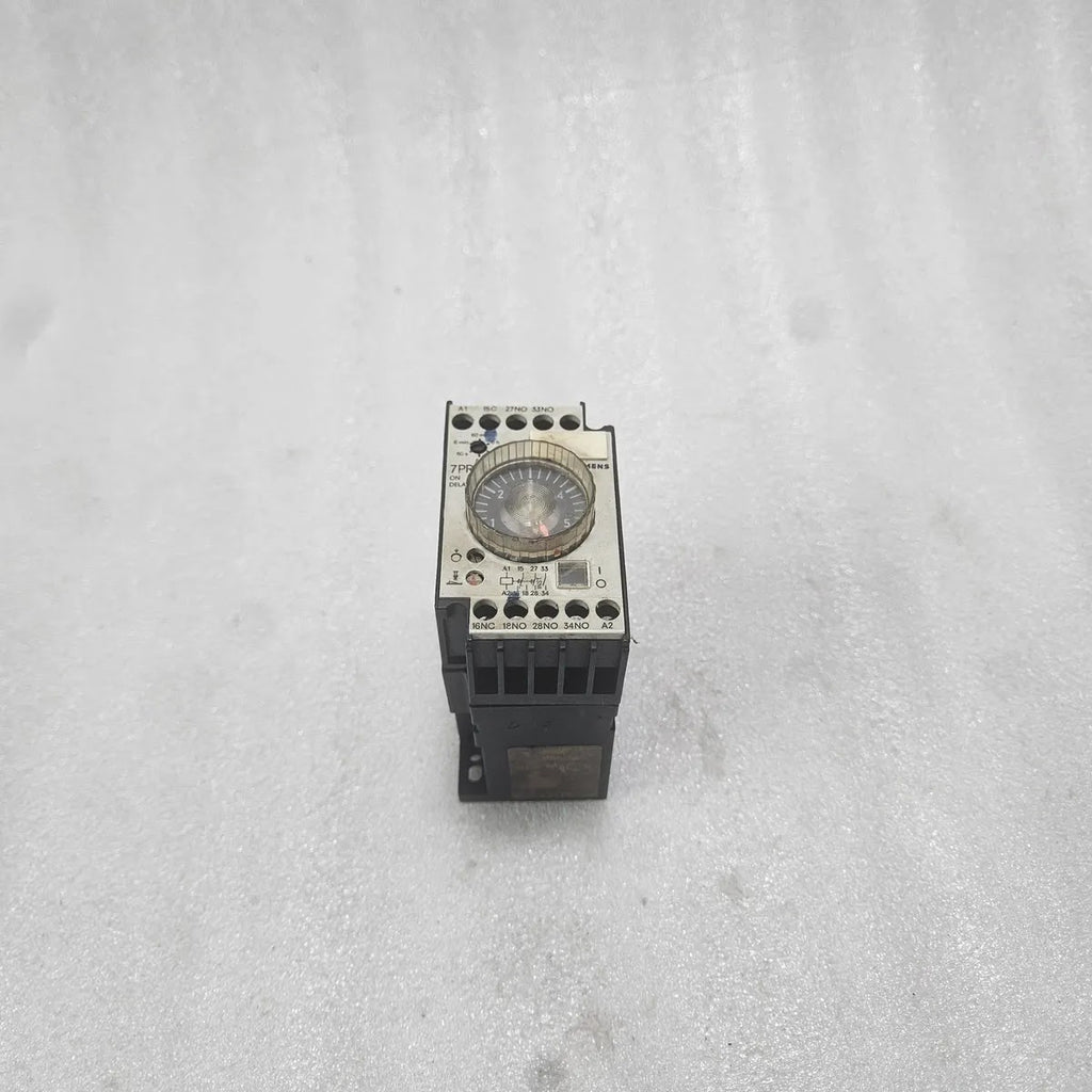 Siemens 7PR41 On Delay Timer Relay 1NC 1NO 2NO 3NO
