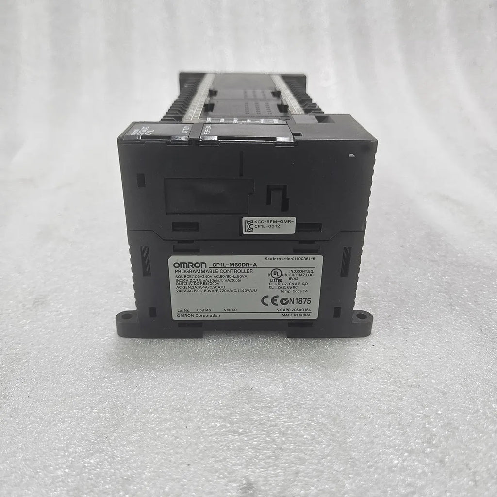 Omron CP1L-M60DR-A Sysmac PLC 100-240V AC 60-Point Controller