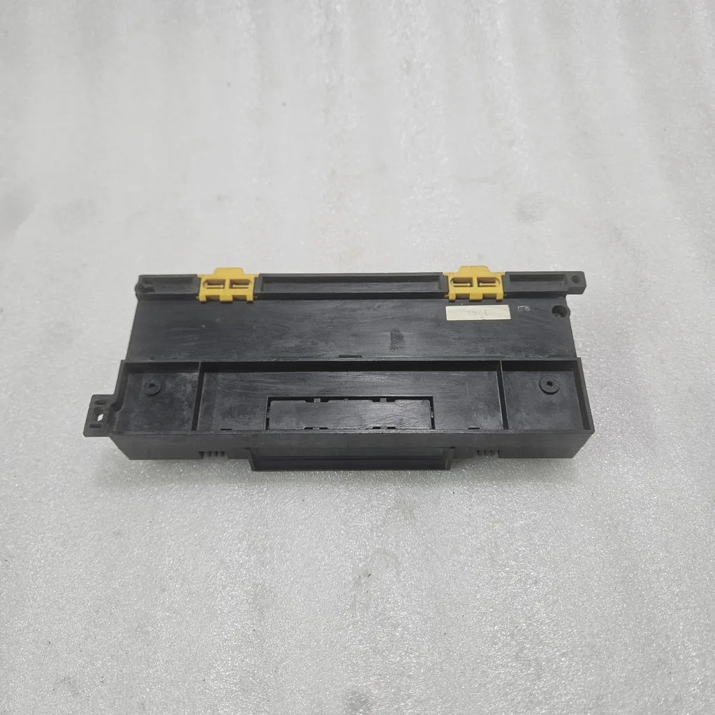 Yoshida Electric PSWD-40-V6-0 I/O Terminal Block Module