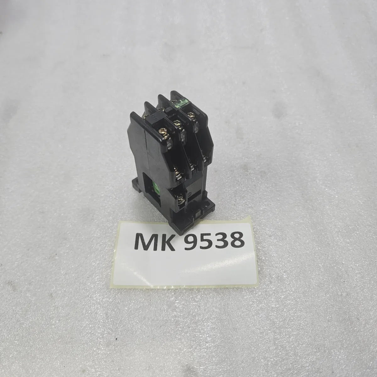 Fuji Electric SRC50-2U/X 4a2b Contactor 100-110V 50/60Hz