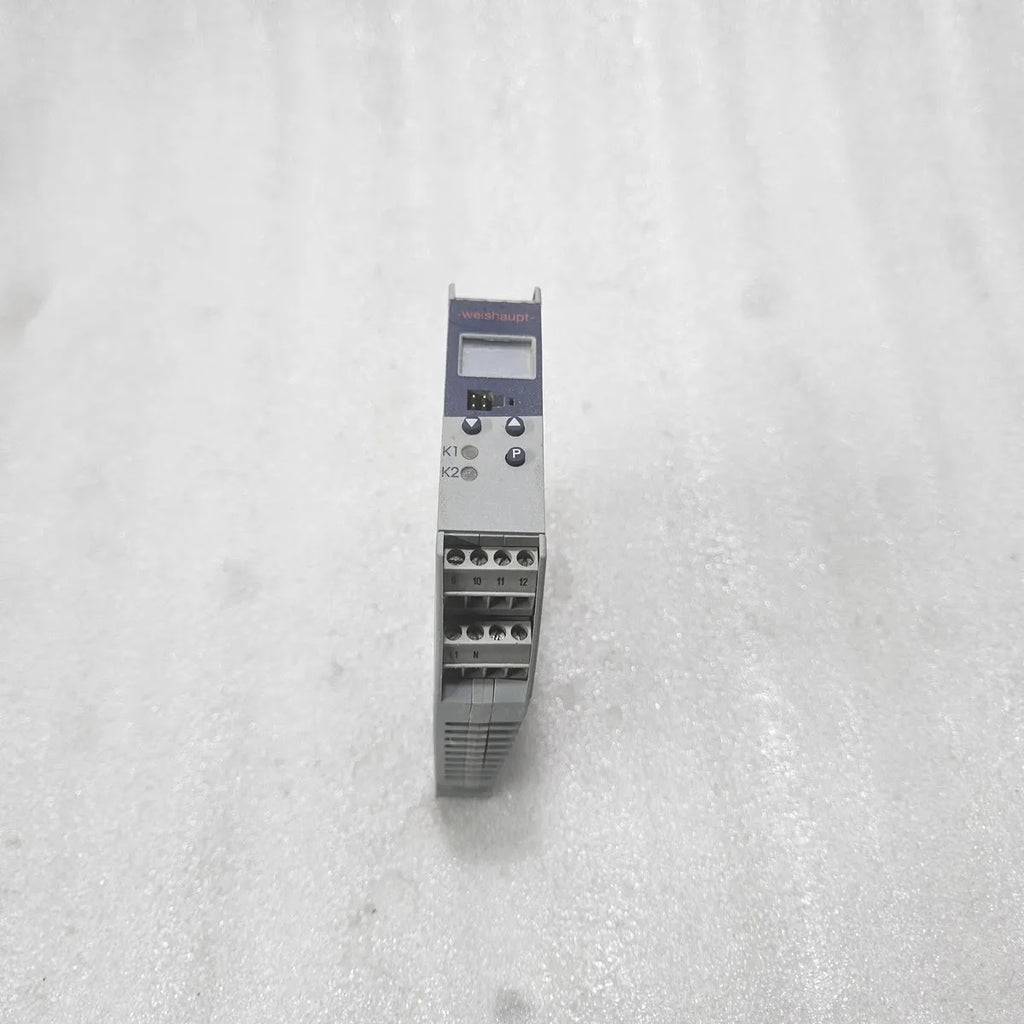Weishaupt iTRON DR100 702060/299-999-000-23/ Programmable Controller