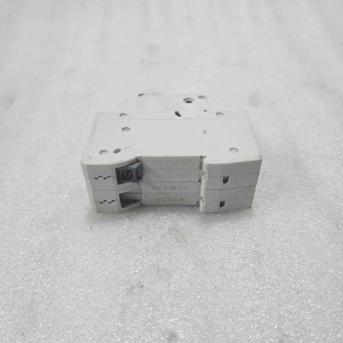 Siemens 5SL42067RC MCB 2-Pole C6 415V Circuit Breaker