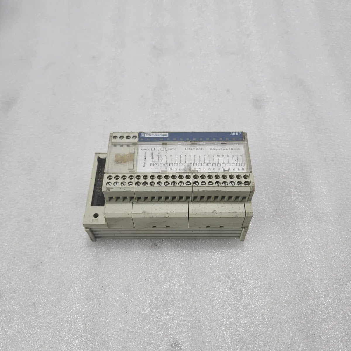Telemecanique ABE7-H16R11 16 Digital I/O Sub-Base 30Vdc