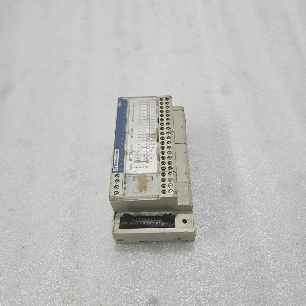 Telemecanique ABE7-H16R11 16 Digital I/O Sub-Base 30Vdc