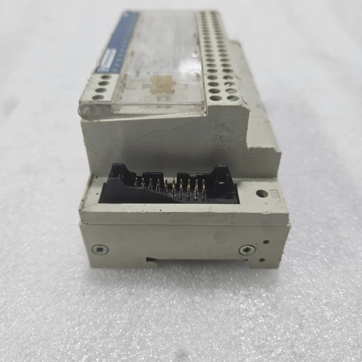 Telemecanique ABE7-H16R11 16 Digital I/O Sub-Base 30Vdc