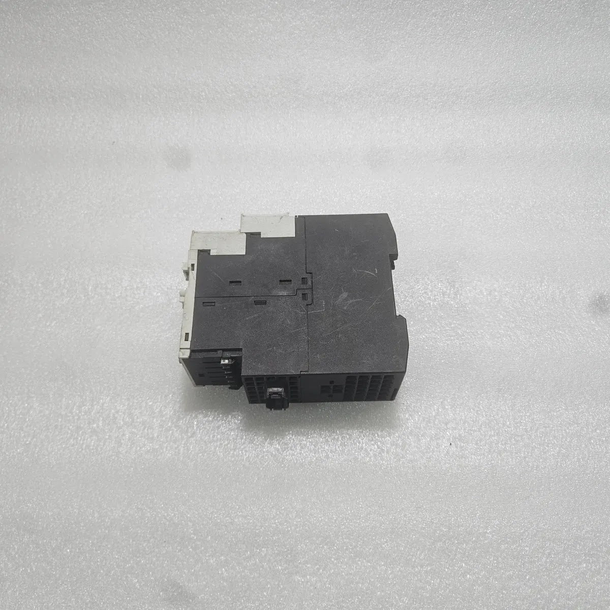 Siemens 3UF7010-1AU00-0 SIMOCODE Pro V Motor Management PROFIBUS